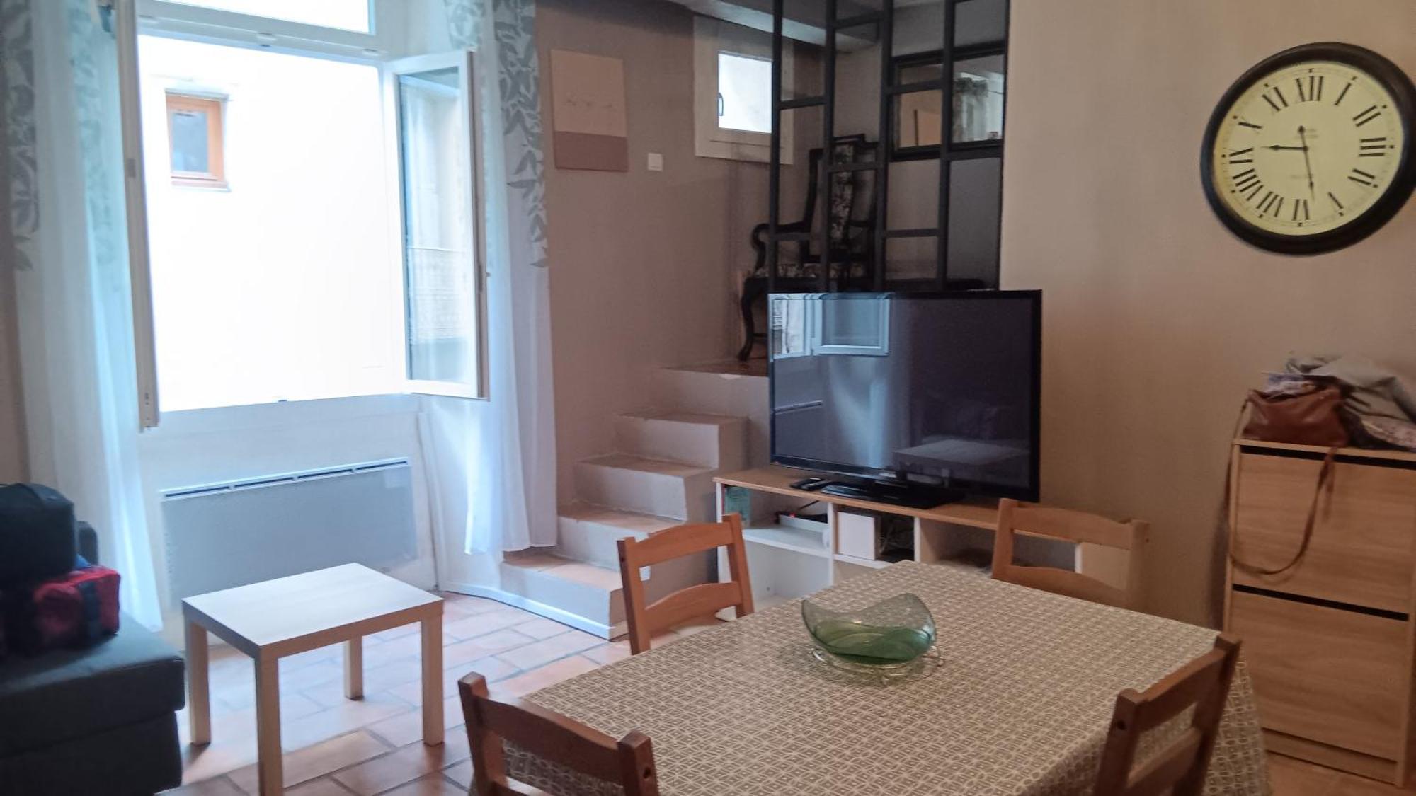 Appartement Pour 4 Personnes Dans Une Rue Tres Calme Saint-Laurent-le-Minier Eksteriør billede