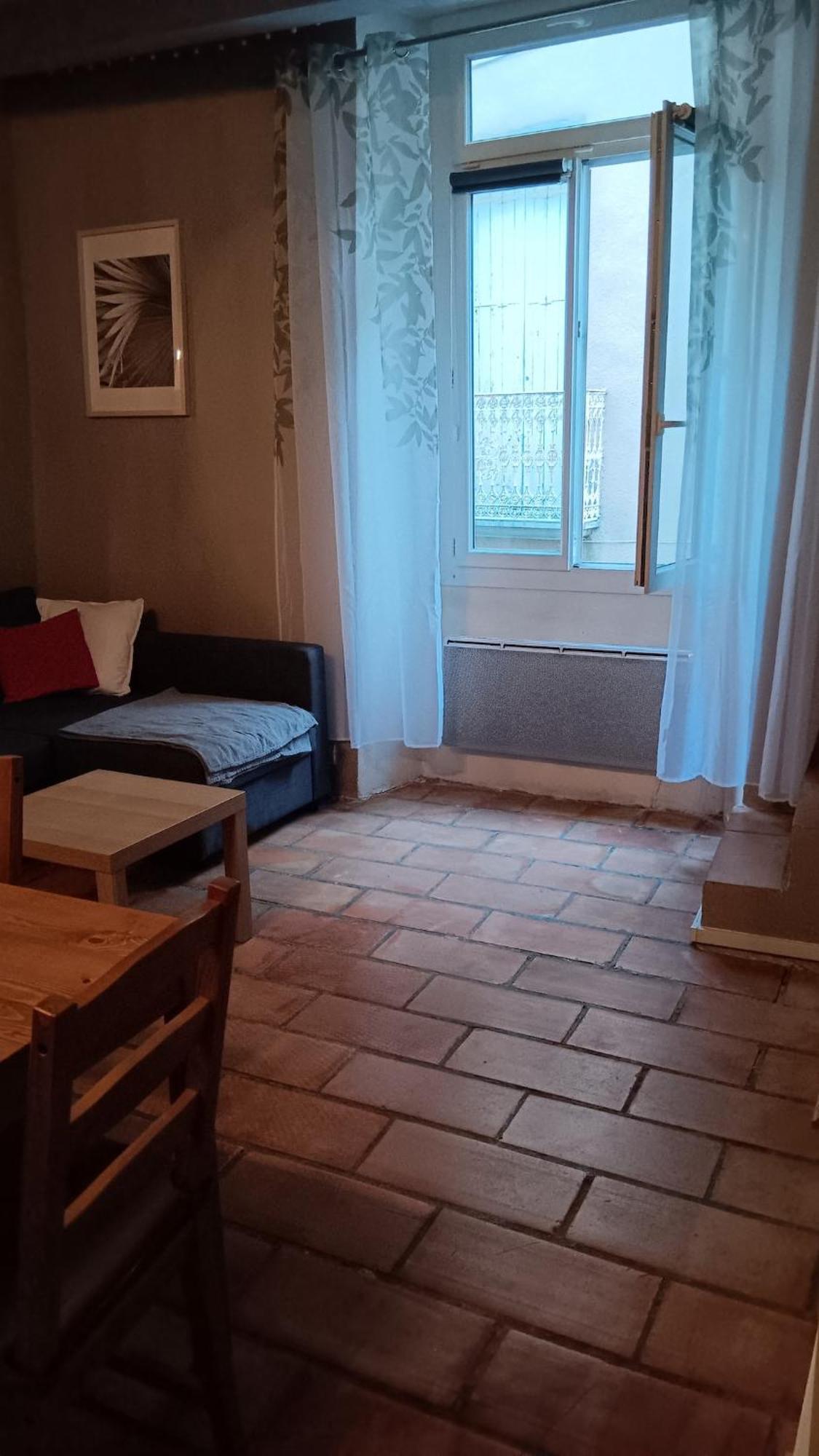 Appartement Pour 4 Personnes Dans Une Rue Tres Calme Saint-Laurent-le-Minier Eksteriør billede