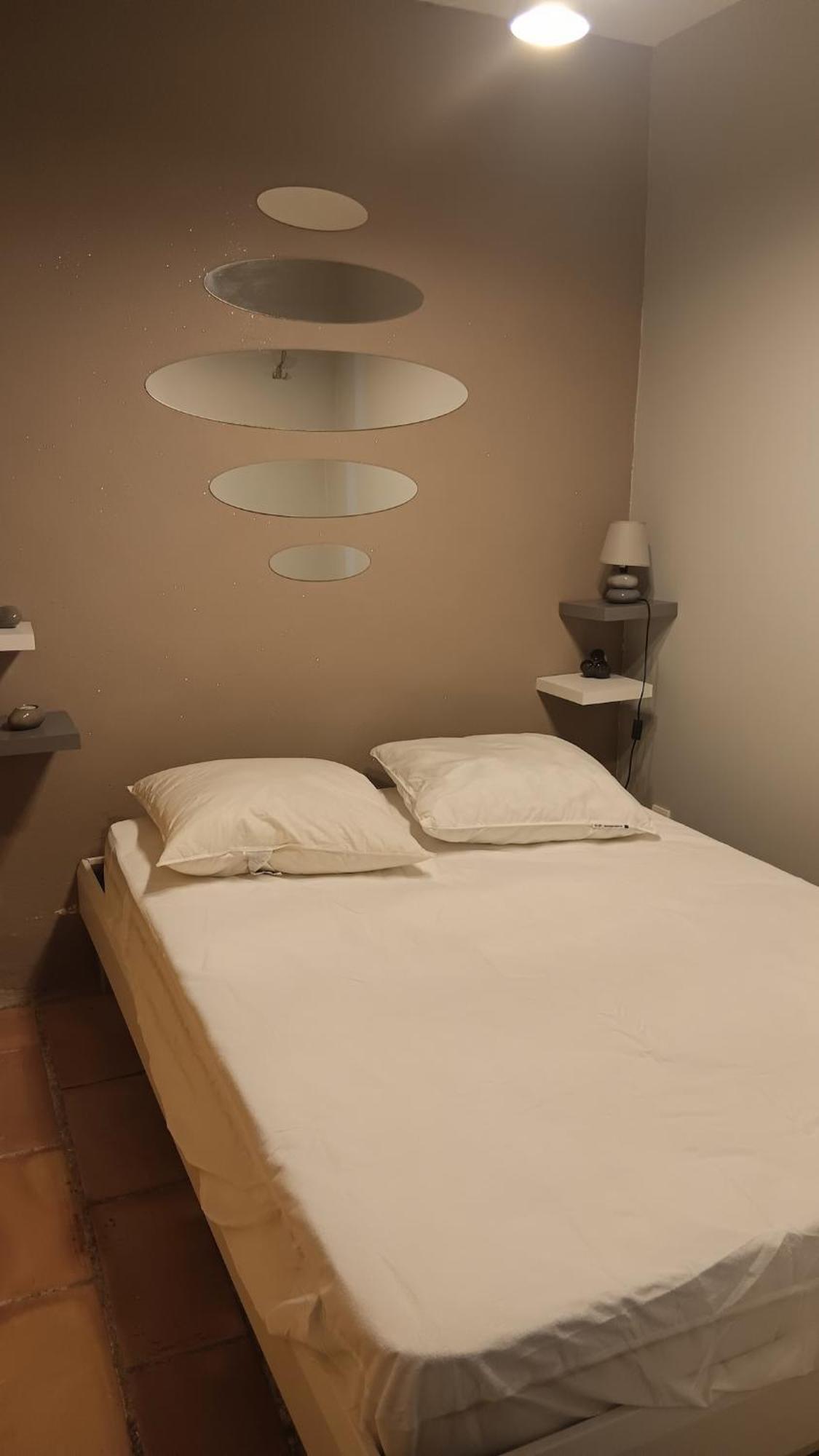 Appartement Pour 4 Personnes Dans Une Rue Tres Calme Saint-Laurent-le-Minier Eksteriør billede